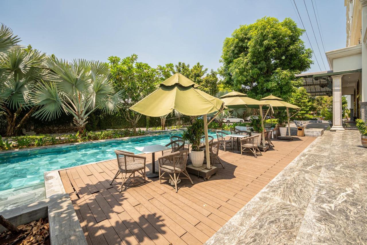 Cozrum Homes - Sonata Residence Cidade de Ho Chi Minh Exterior foto